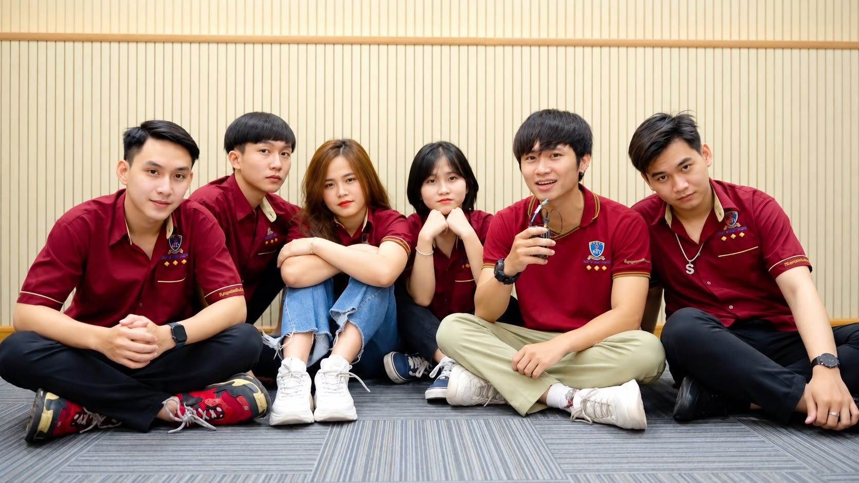 nhu-bee-5-1791022876.jpg