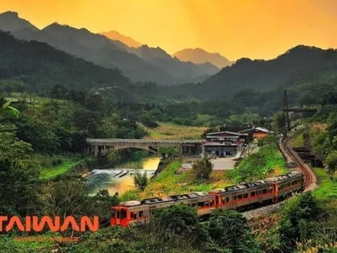 Độc đáo mô hình du lịch đường sắt kết hợp tại xứ Đài