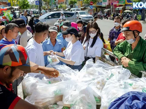 Tiếp tục hành trình thiện nguyện tại Bệnh viện Ung Bướu TP. HCM